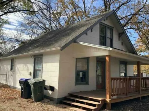 2711 SW Munson Ave, Topeka, KS 66604