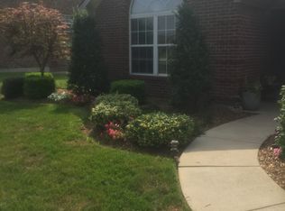 5521 Stratford Ct, Charlestown, IN 47111