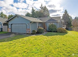 7306 E Collins Rd, Pt Orchard, WA 98366