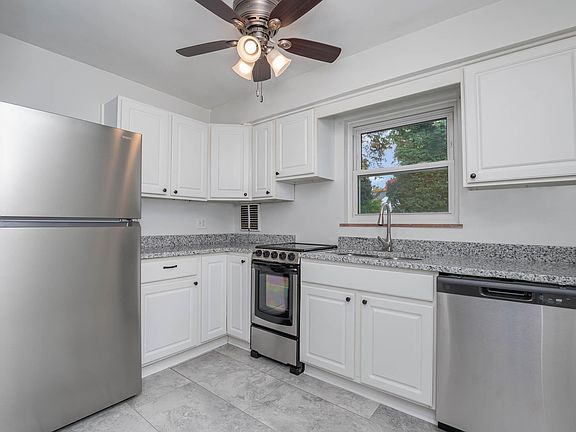 5th image of 6957 Murray Ave #1