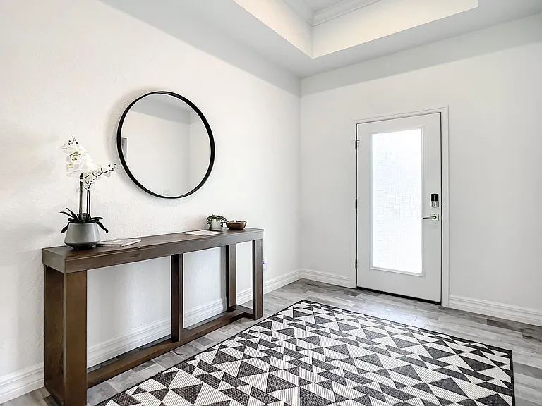 14120 Banos Ave — Photo 4