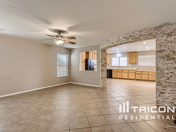 3rd image of 8383 Golden Amber St