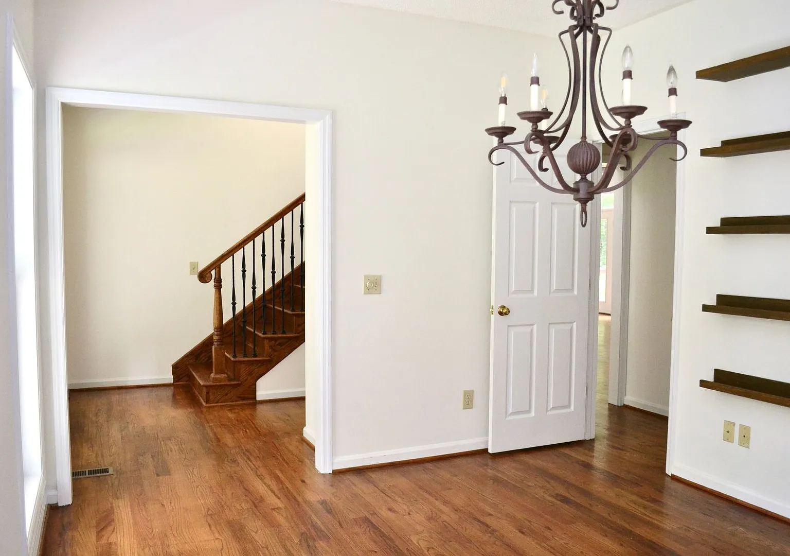 Rare Find: 5-Acre Retreat For Rent in Prime Auburn Location — Photo 3