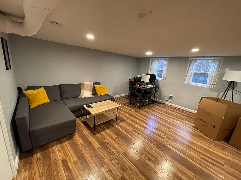 1346 N Downing St #B — Photo 2