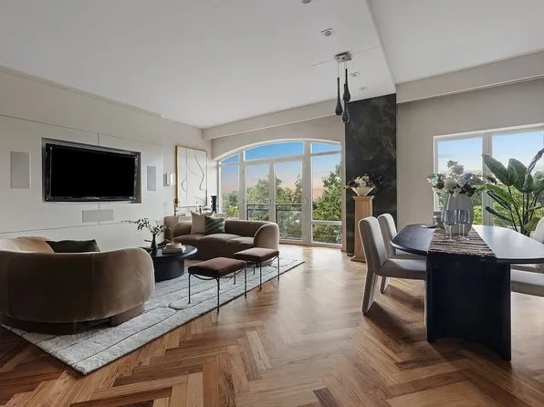 400 W 12th St APT 4E, New York, NY 10014