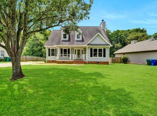 1023 N Lake Dr, Greenwood, SC 29649
