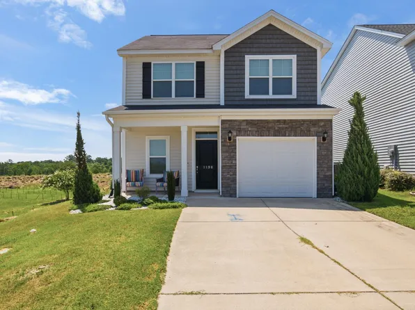 1198 Coopers Ridge Ln, Elgin, SC 29045