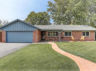 4925 S Lipan Dr, Englewood, CO 80110