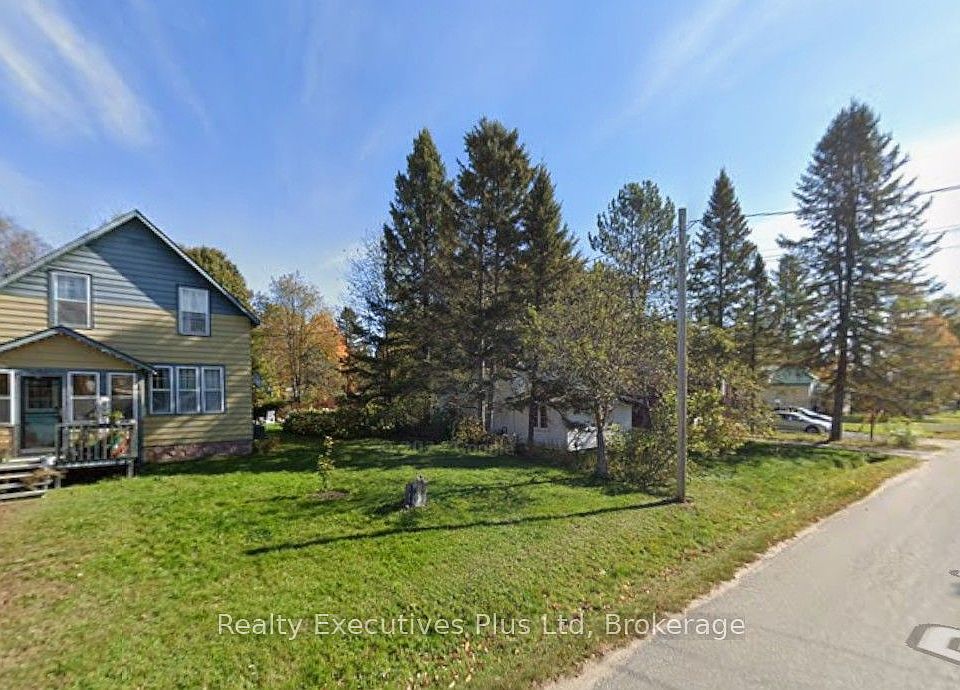 1st image of 15 Barrie St