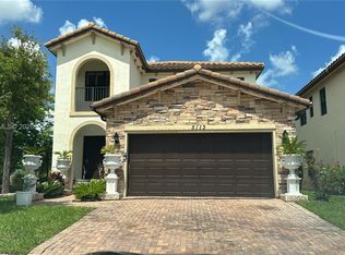5113 NW 52nd St, Tamarac, FL 33319