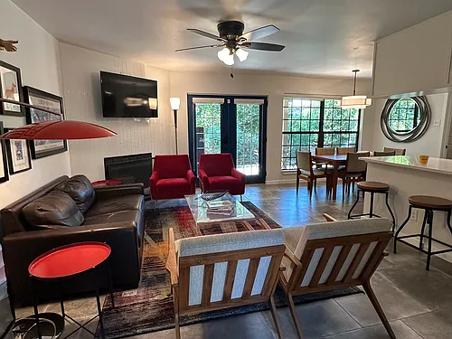 2505 Wedglea Dr Photo 1