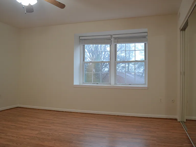722 Quince Orchard Blvd #201 — Photo 11