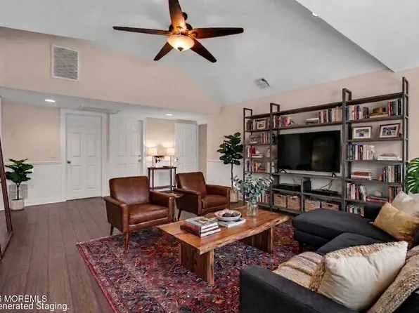 1001 Arnold Ave, Pt Pleasant Beach, NJ 08742