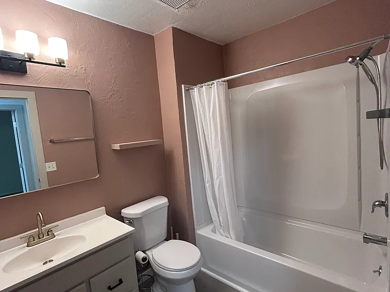6553 Engle Rd — Photo 12