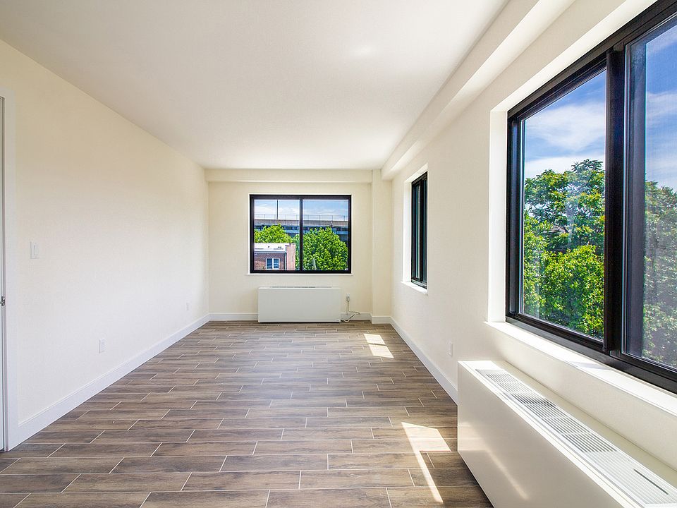 1st image of 25-25 23rd St #Penthouse