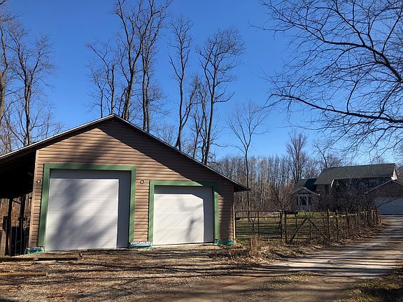 3rd image of 5615 McRee Ln
