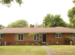 2099 Crestview Ave, Alliance, OH 44601