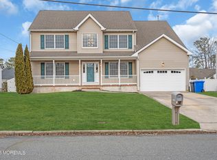 308 Leeward Rd, Manahawkin, NJ 08050