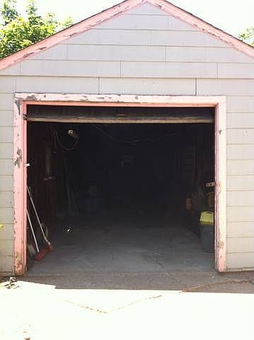 2nd image of 82 Coit St