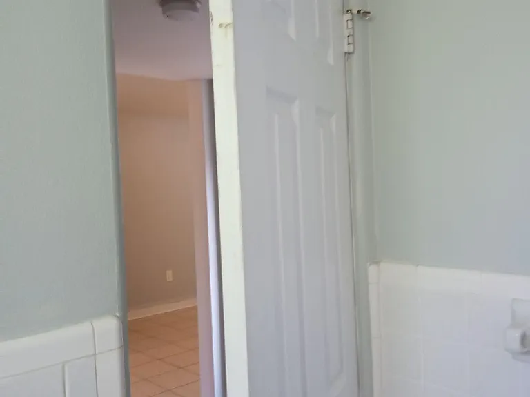 7105 Poinsetta Ave #3 — Photo 15