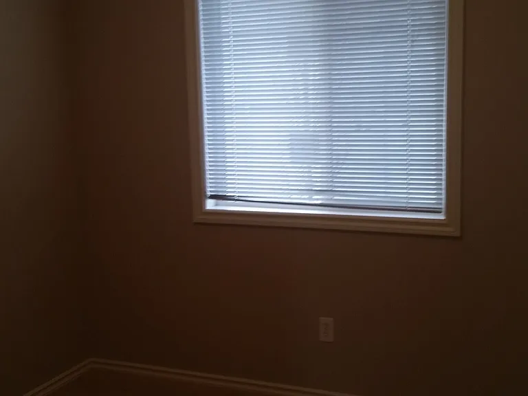 303 Slimmon Pl — Photo 13