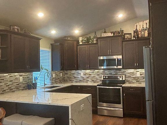 2nd image of 5104 N Harvard Ct