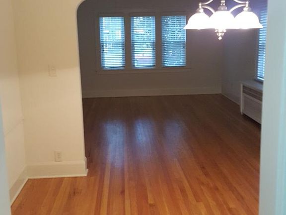 5th image of 1933 Douglas St #2N