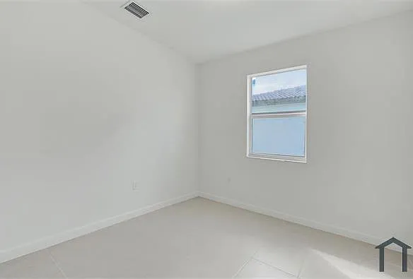 2811 SE 23rd Ter #2811 — Photo 33
