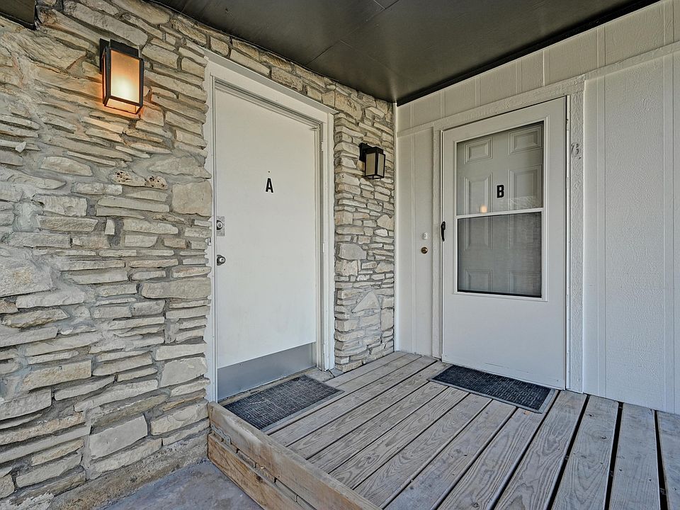 1st image of 2507 Parker Ln #B