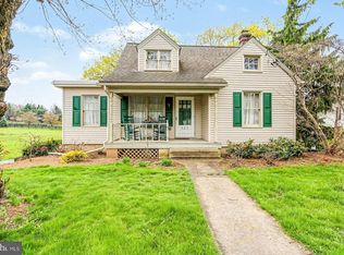 489 Bachmanville Rd, Hershey, PA 17033