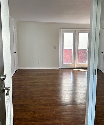 2nd image of 1270 Cleveland Ave #220
