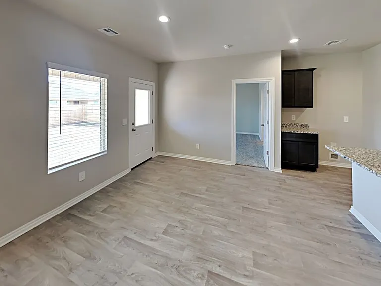 4112 Moonlight Rd — Photo 6