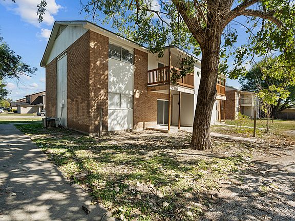 2nd image of 2213 Valley Forge Ave #8c48d288d