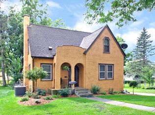 2584 5th Ave E, North Saint Paul, MN 55109