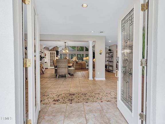 4th image of 19 Troon Drive