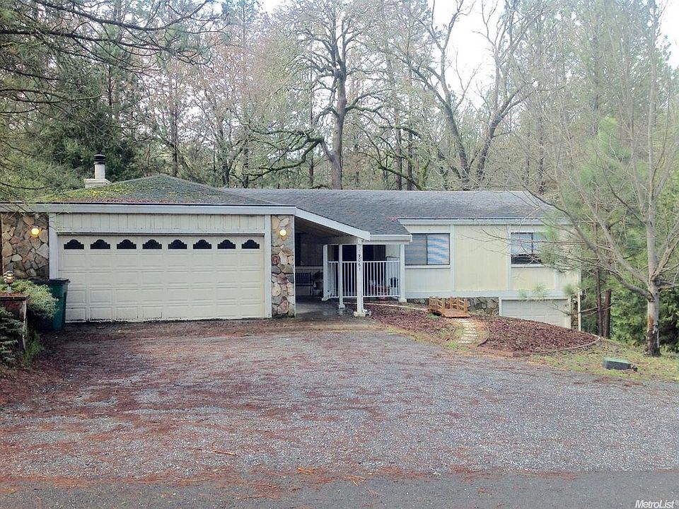 1st image of 19061 Lake Forest Dr