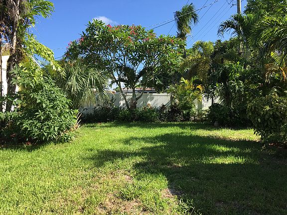 5th image of 817 NW 7th Ave