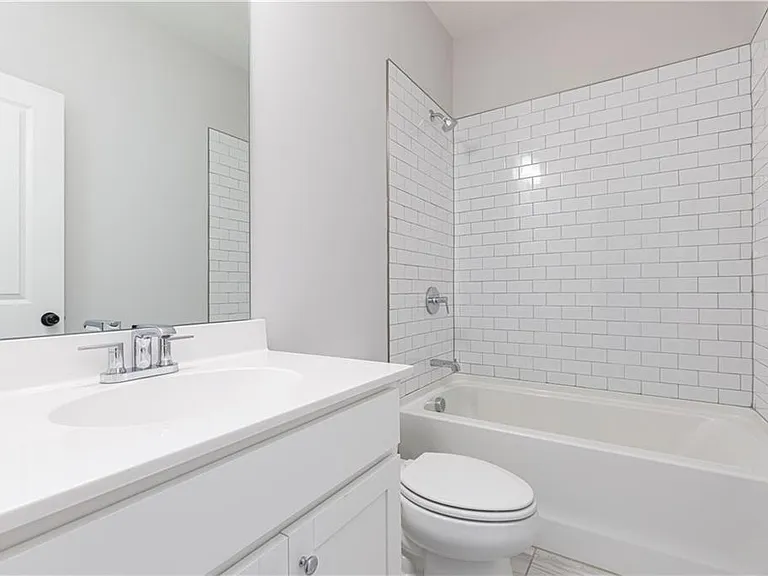 1009 Taylor Ct — Photo 26