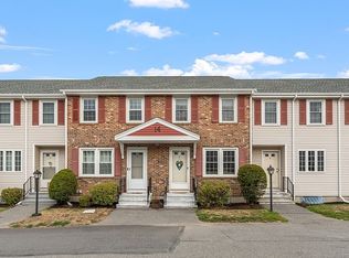 14 Fernwood Dr APT E, Leominster, MA 01453