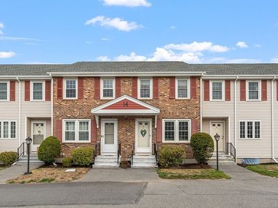 14 Fernwood Dr APT E, Leominster, MA, 01453