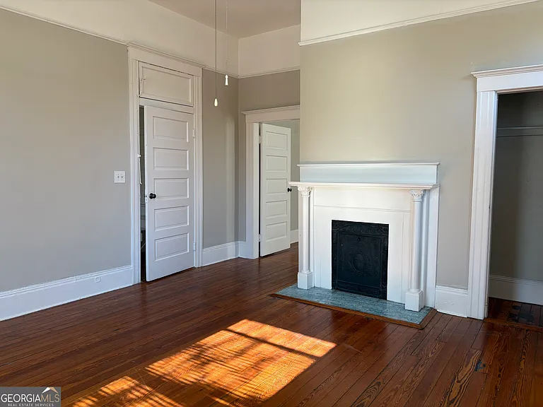 836 E Henry St #C — Photo 15