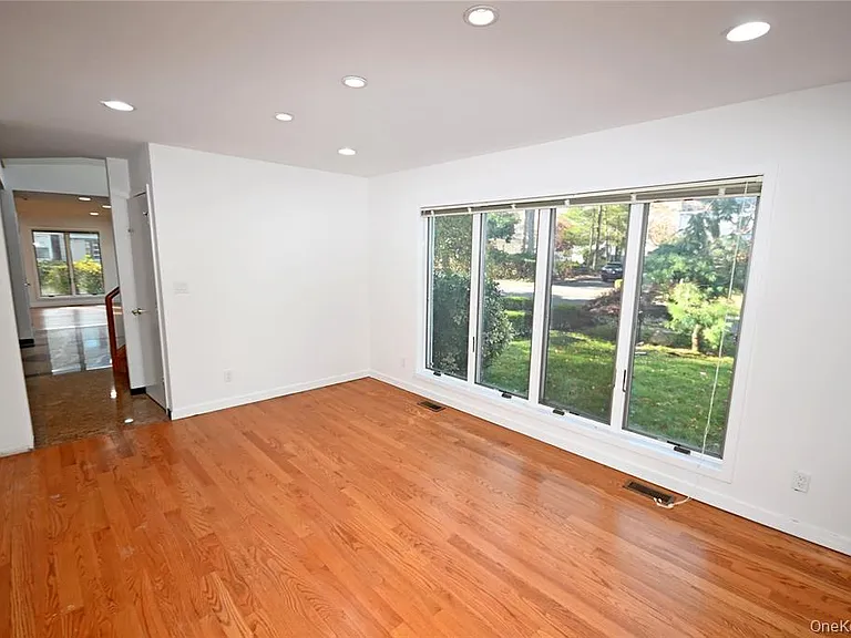24 Warwick Rd — Photo 8
