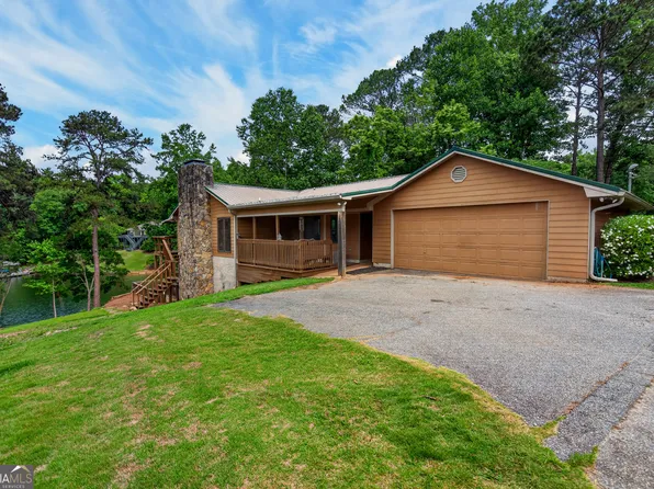 180 Old House Rd, Hamilton, GA 31811