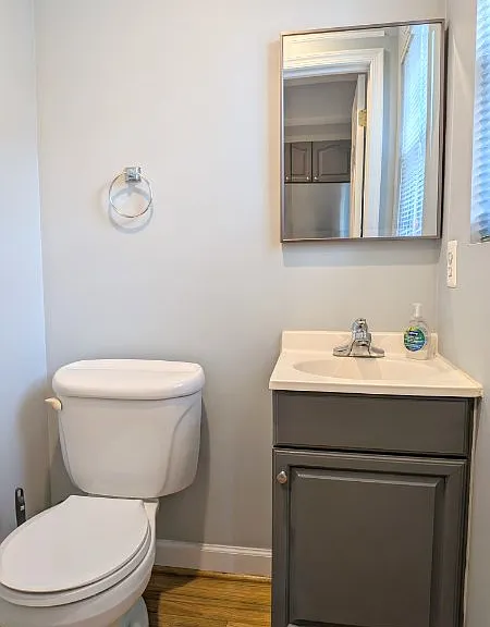 Downstairs
Powder Room