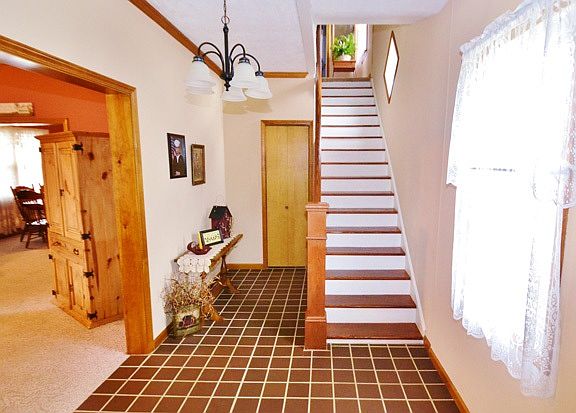 5th image of 2613 S Meeker Ave