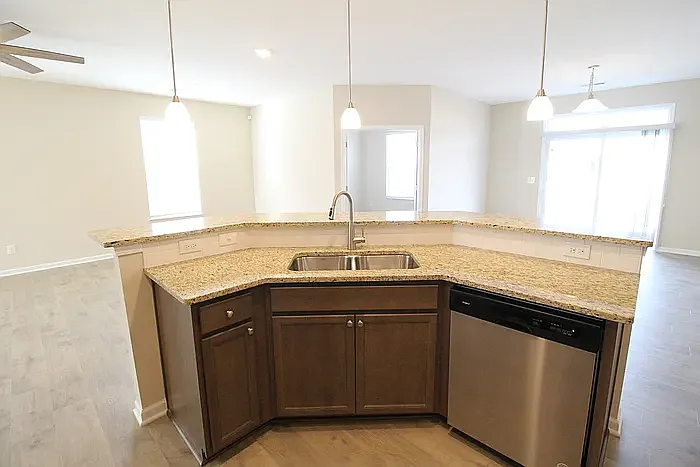 409 Halton Dr — Photo 11