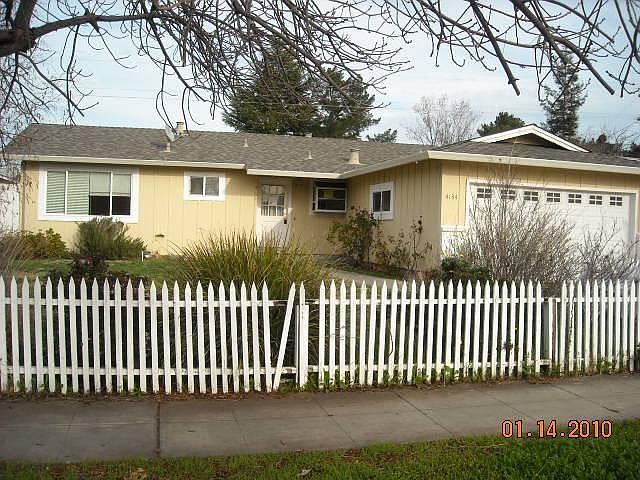 1st image of 4134 Ross Ave