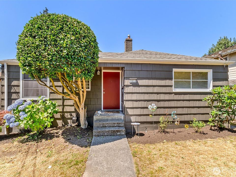 1st image of 3033 31st Avenue W