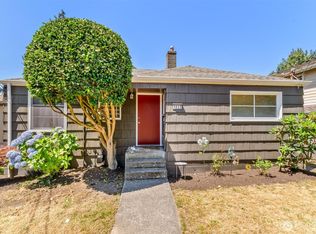 3033 31st Avenue W, Seattle, WA 98199