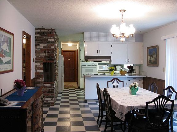 Dining & Kitchen